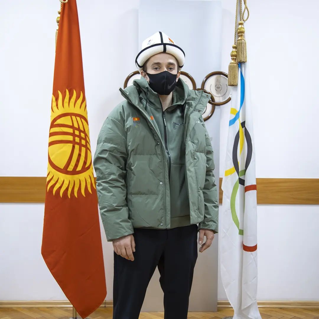 Кыргызстан командасынын Пекин олимпиадасына кие турган расмий кийими