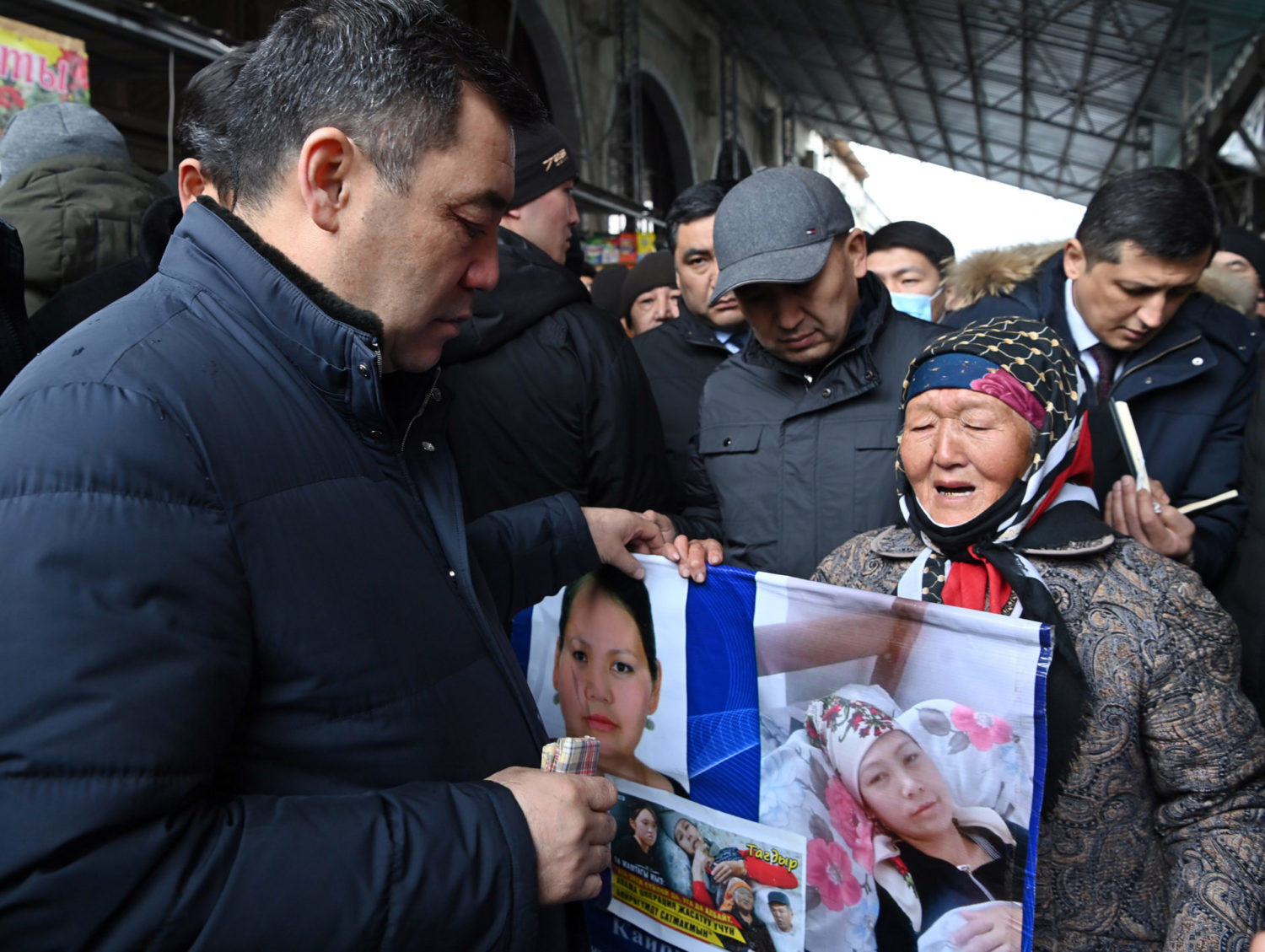 Президент Жапаров ККМди киргизүү боюнча “Дордойдо” да ишкерлер менен сүйлөштү