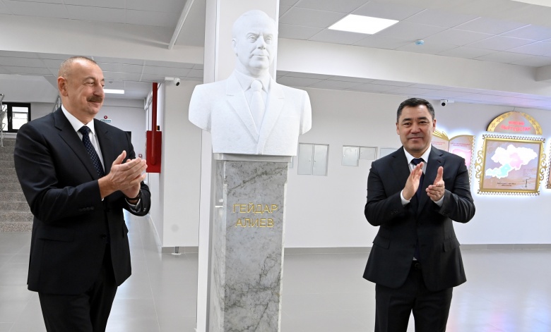 Бишкектеги №20 мектеп-гимназияга Гейдар Алиевдин ысымы ыйгарылды