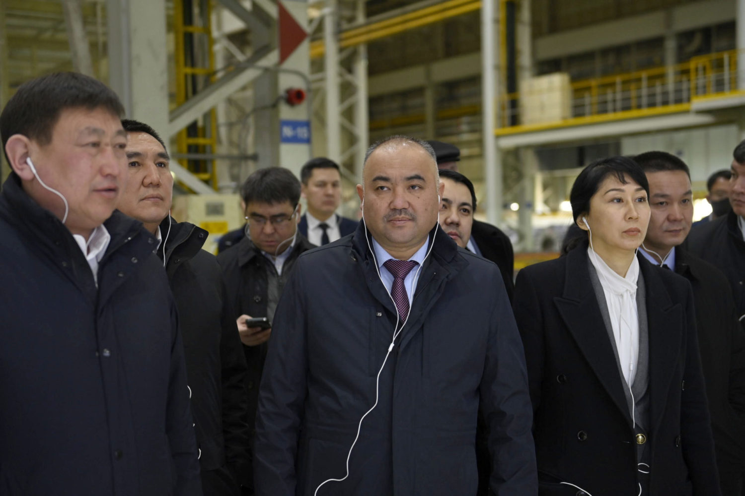 Кореяга сапар: Нурланбек Шакиев Hyundai компаниясынын филиалын Кыргызстанда ачууну сунуштады  