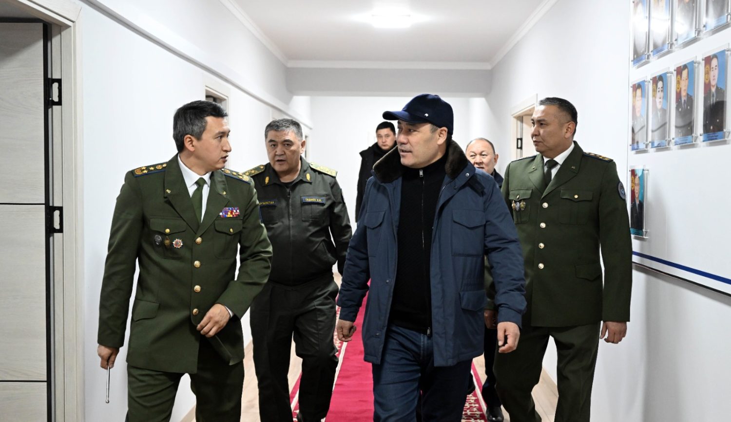 Президент Ысык-Көл облусунда УКМКнын жаңыланган имаратын ачты