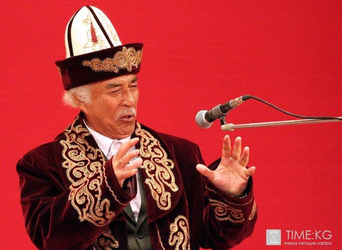 Манасчы Уркаш Мамбеталиевдин бюстунун ачылыш аземи өттү